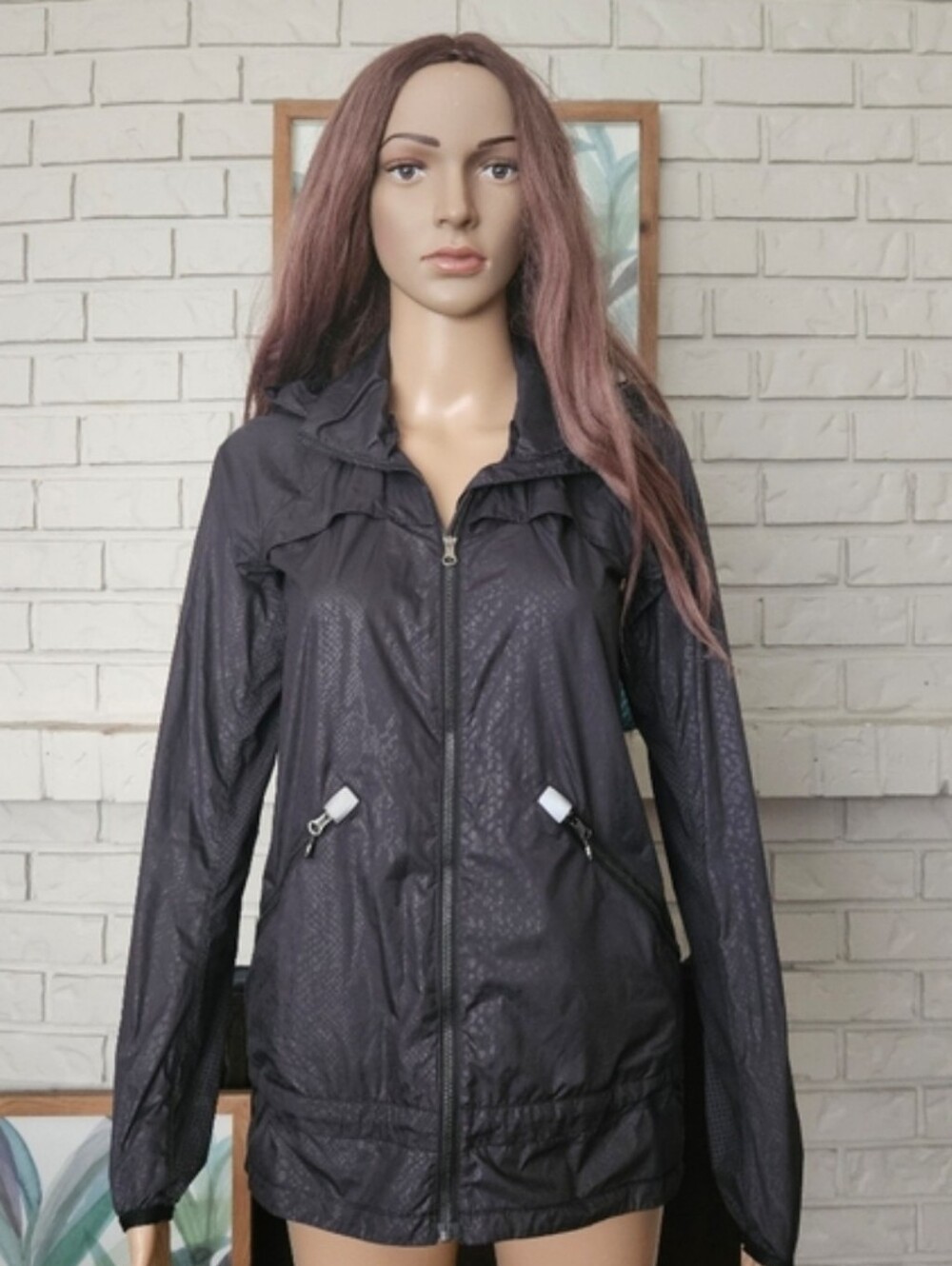 Lululemon Packable Jacket Lightweight Black Women's Miss Misty Desert Snake